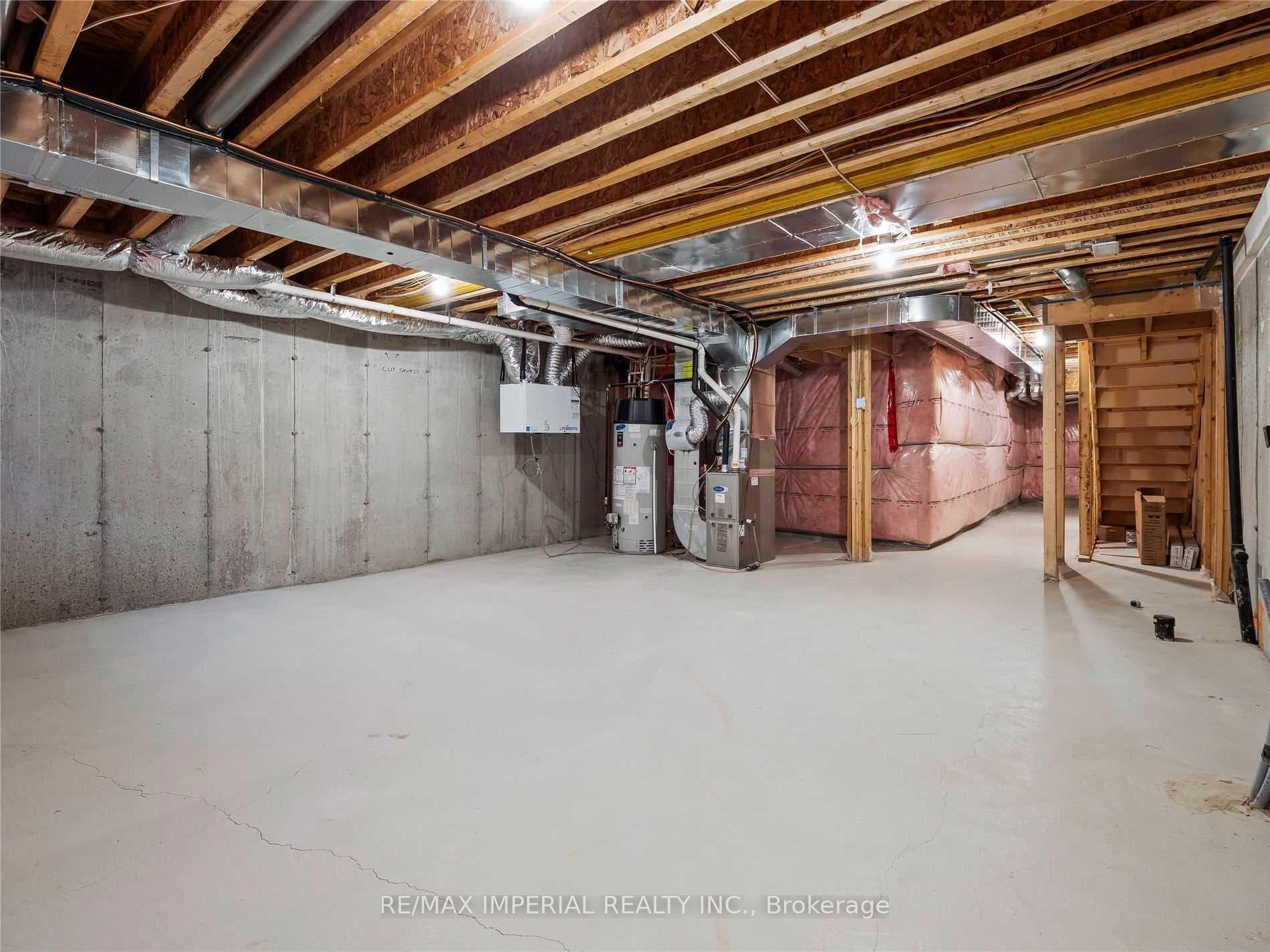 33 Hilts Drive photo 22