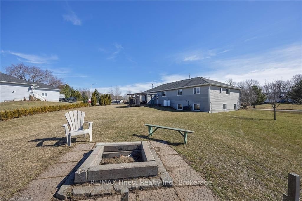 5234 DUNDON Drive photo 46