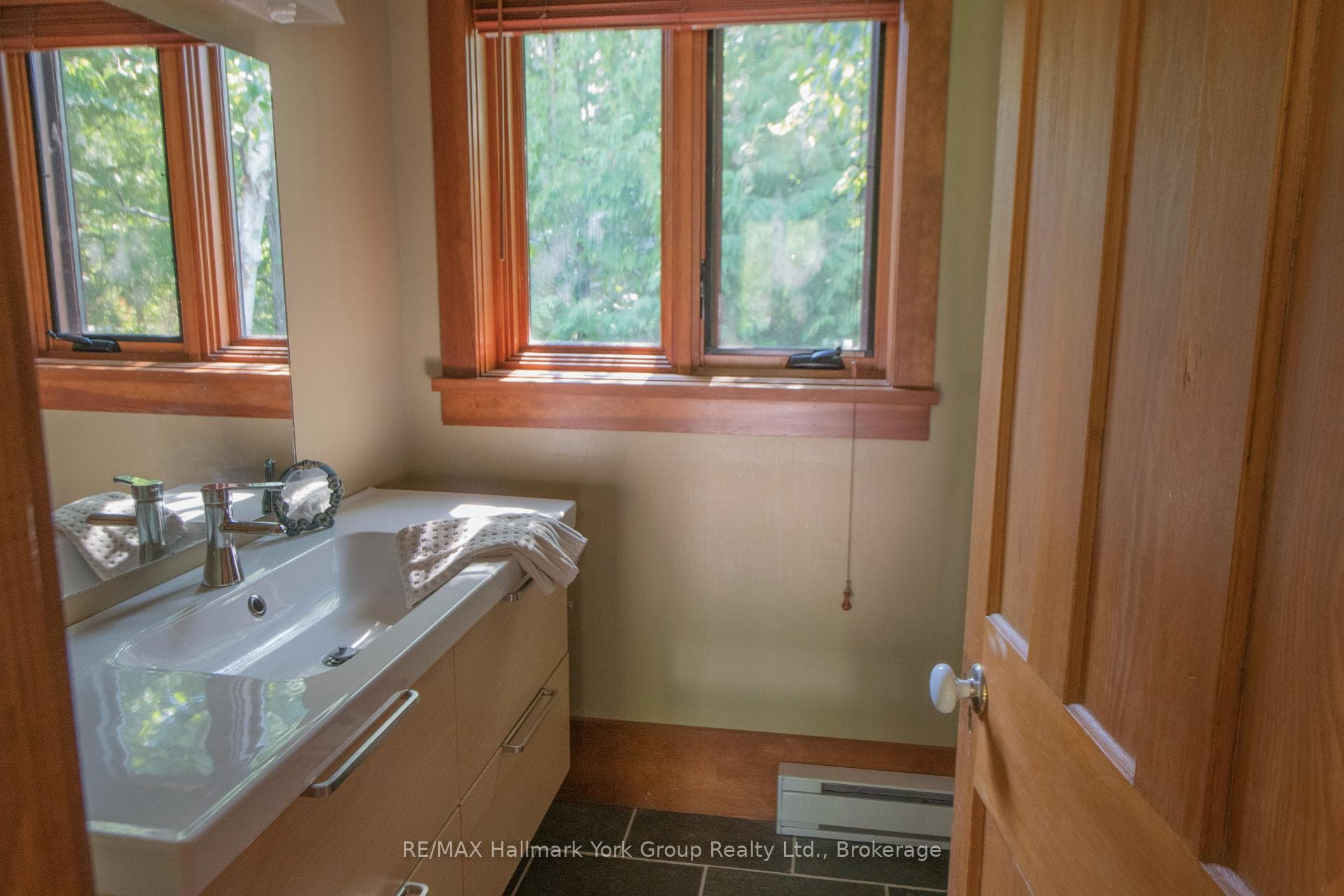 125 Lakewood Drive photo 17