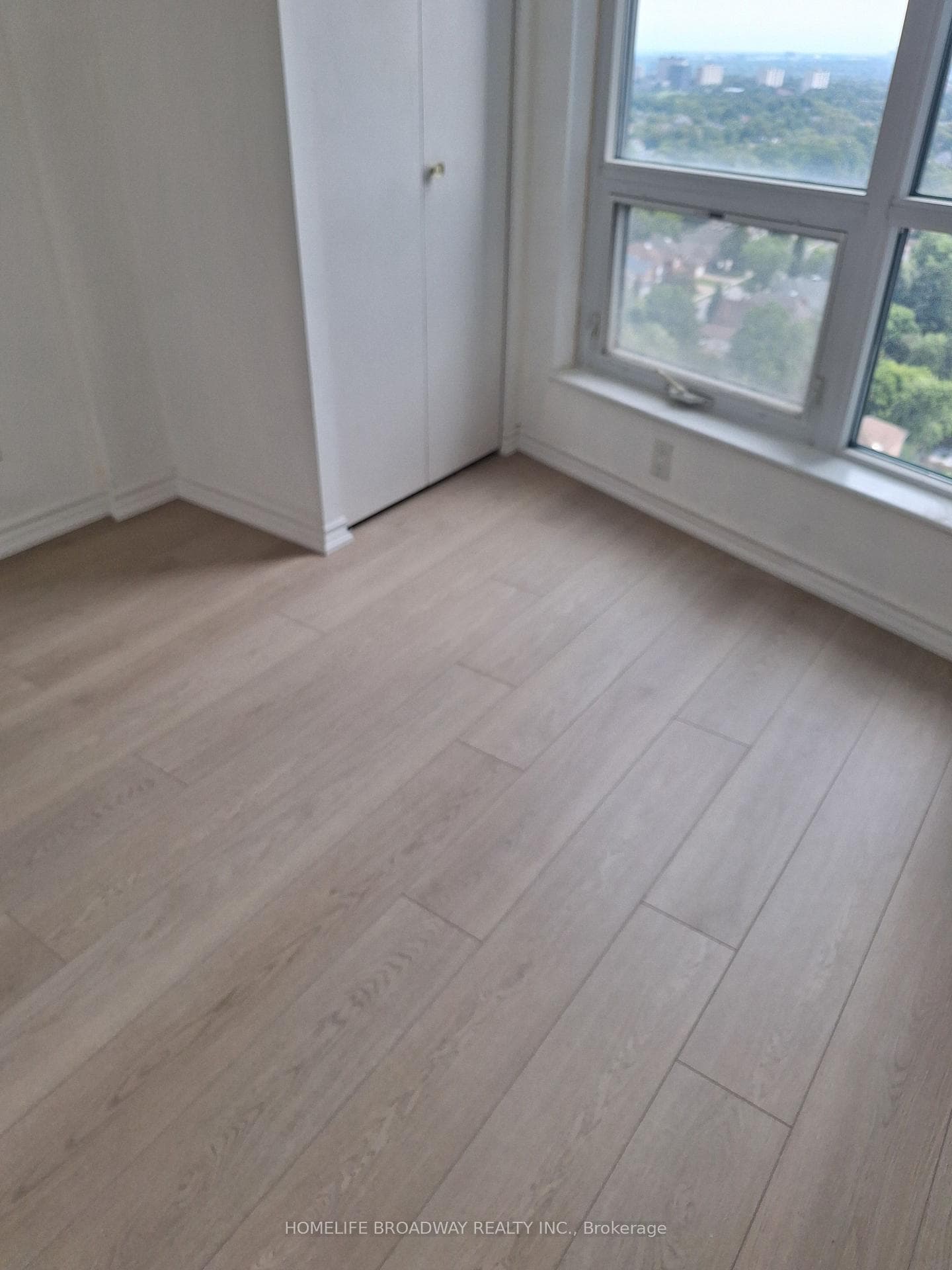 60 Byng Avenue Unit 2009 photo 10