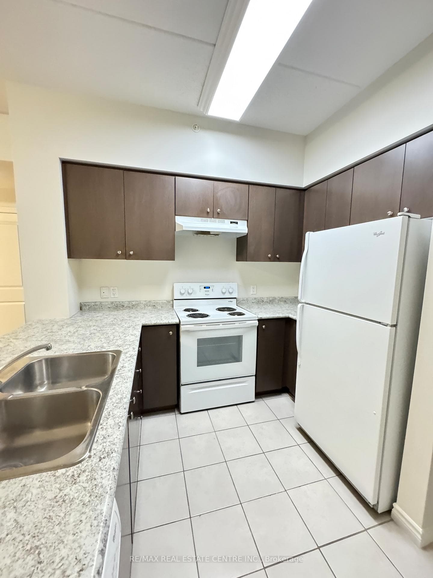 1083 Gordon Street Unit 111 photo 8