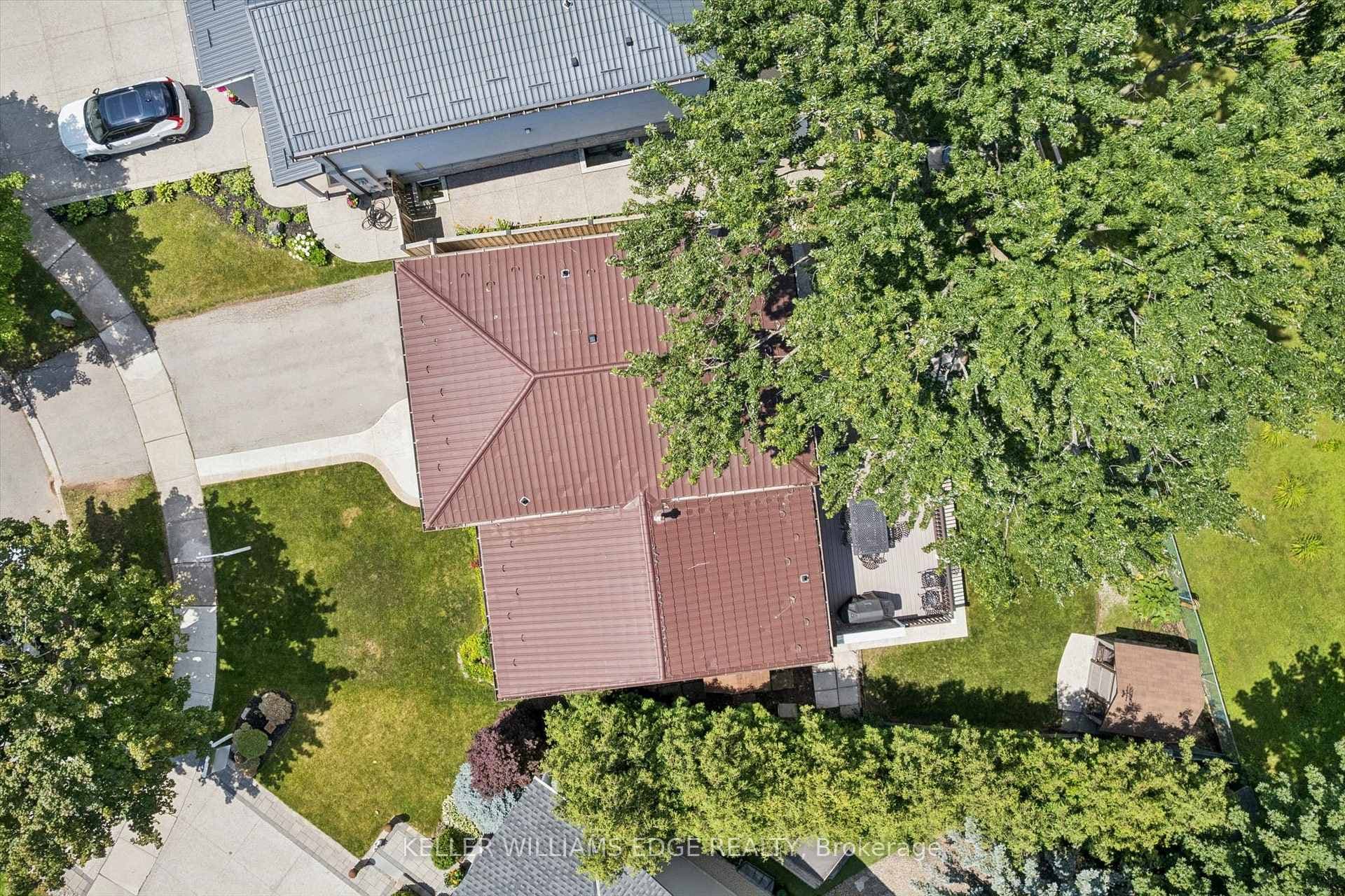 495 Tipperton Crescent photo 41