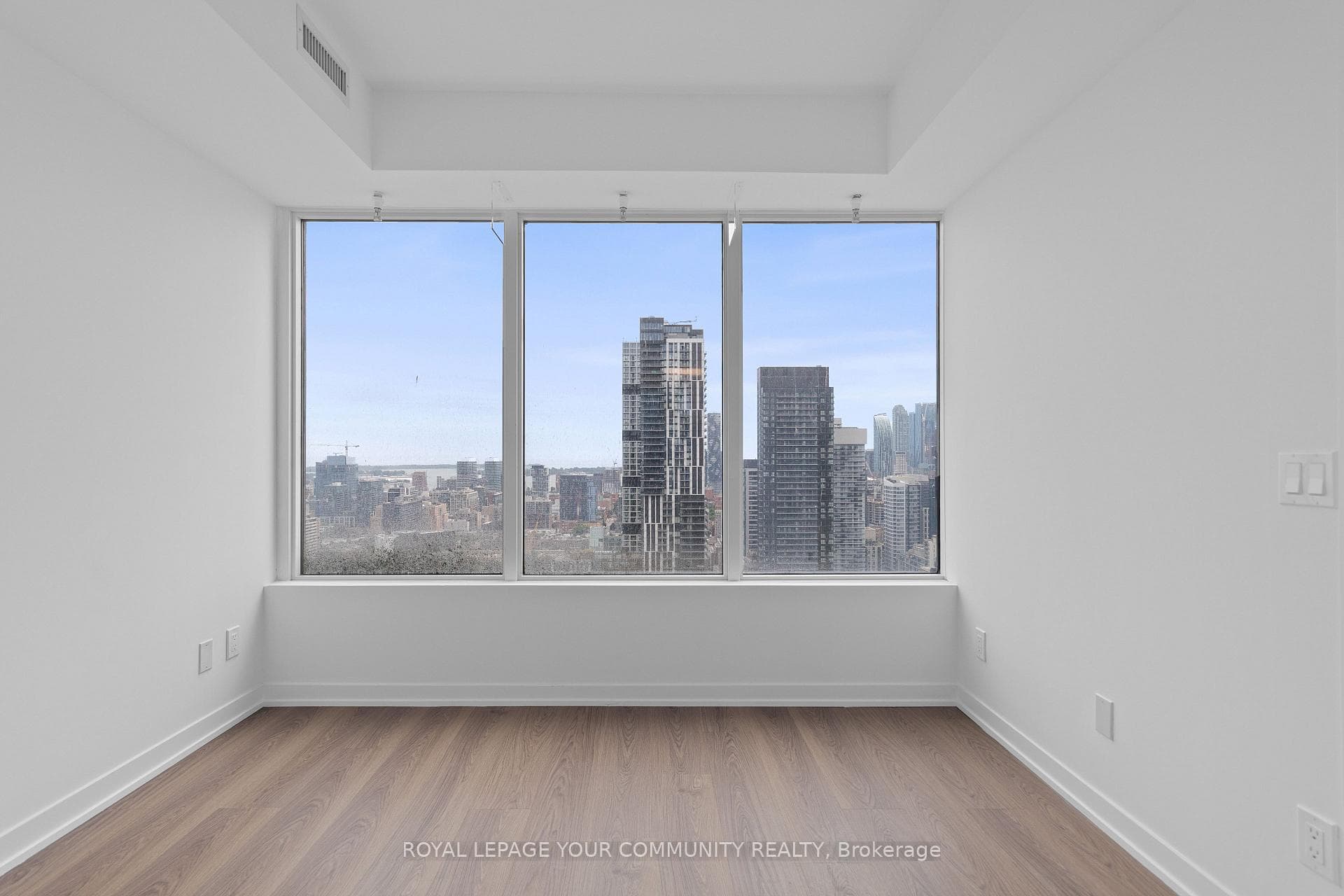 319 Jarvis Street Unit 3717 photo 20