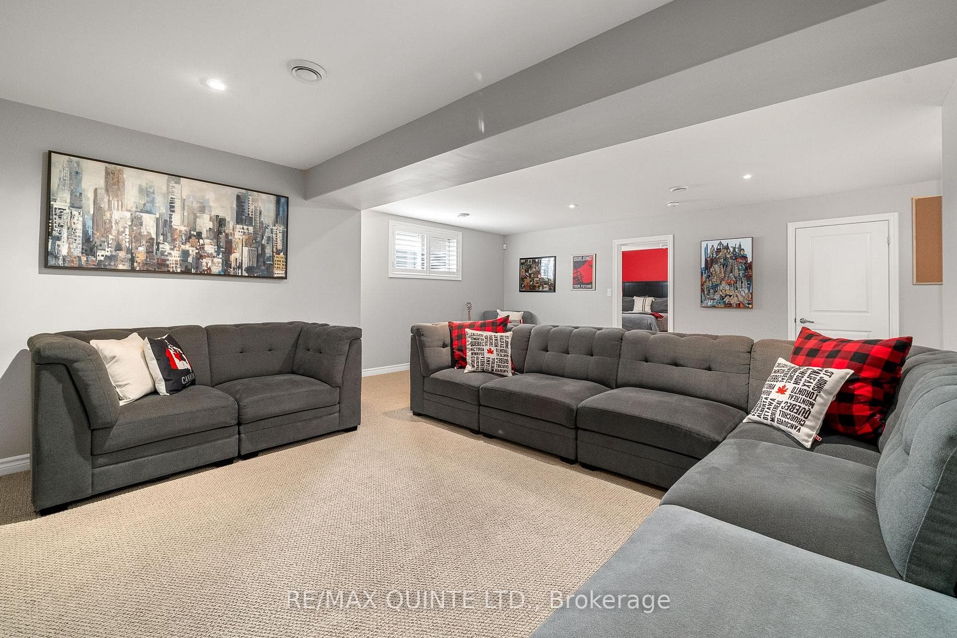 2 Mavis Way photo 23