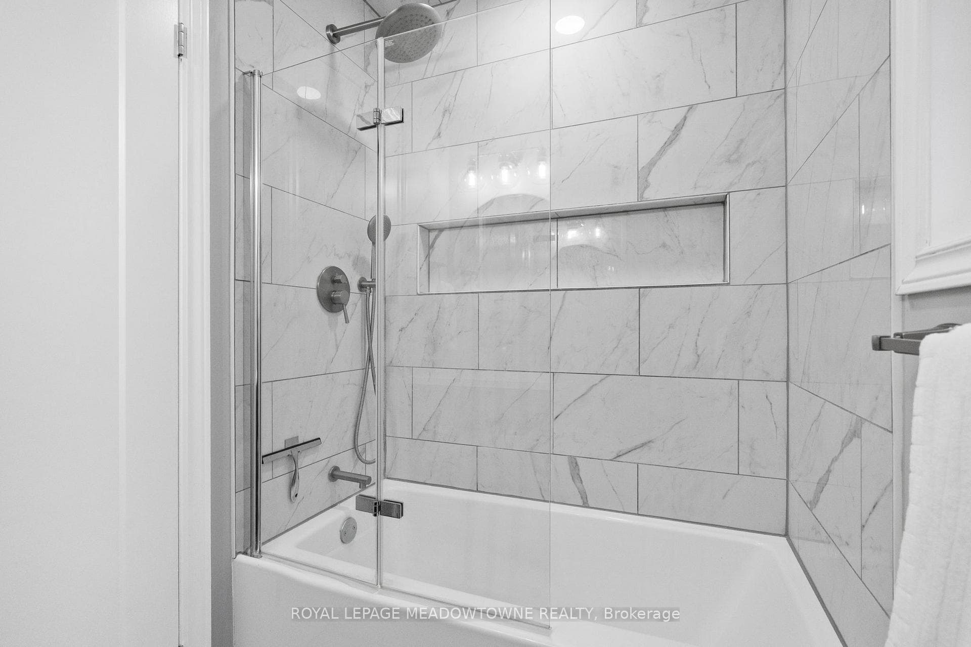 415 Highside Drive photo 23