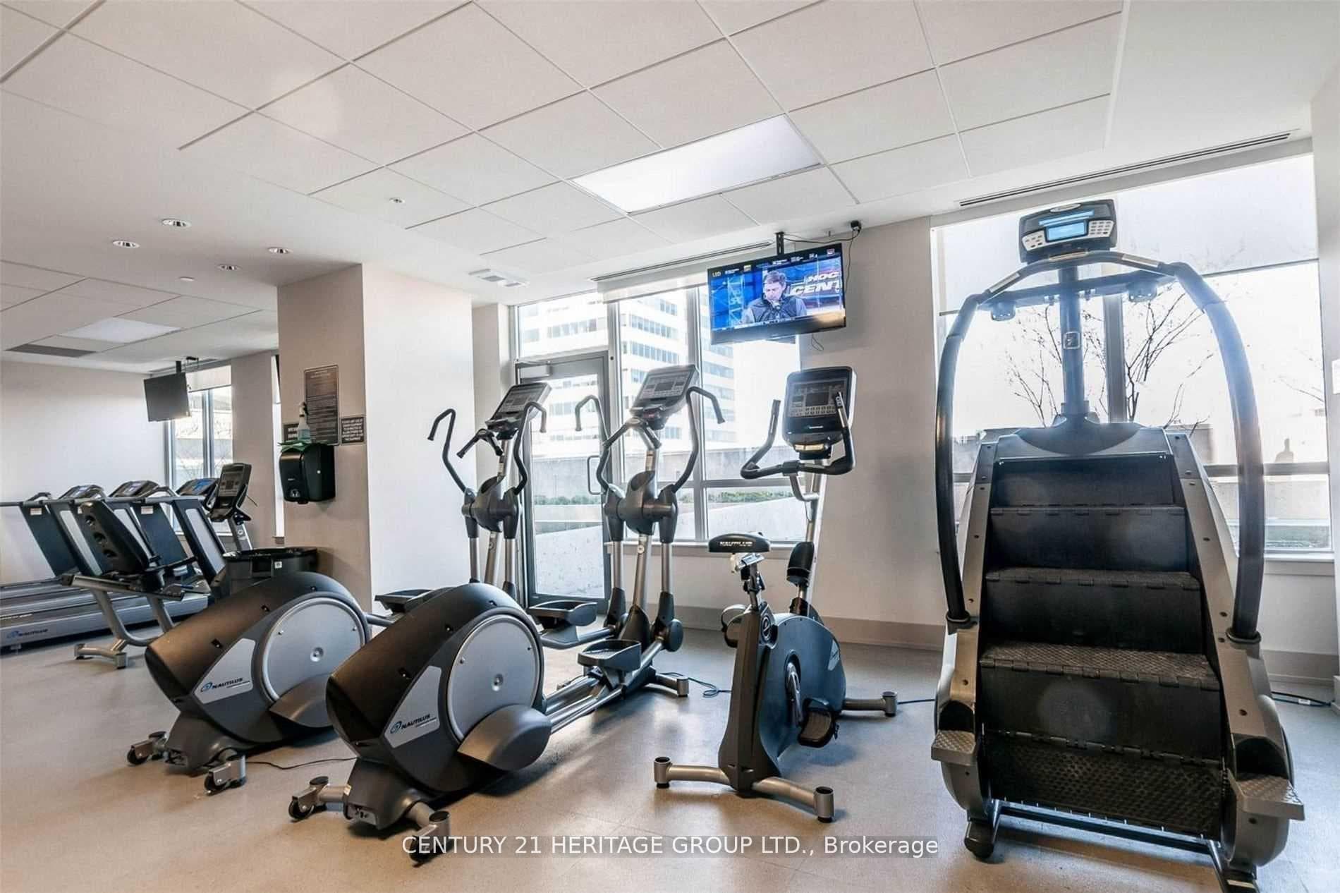 7171 Yonge Street Unit 1207 photo 13