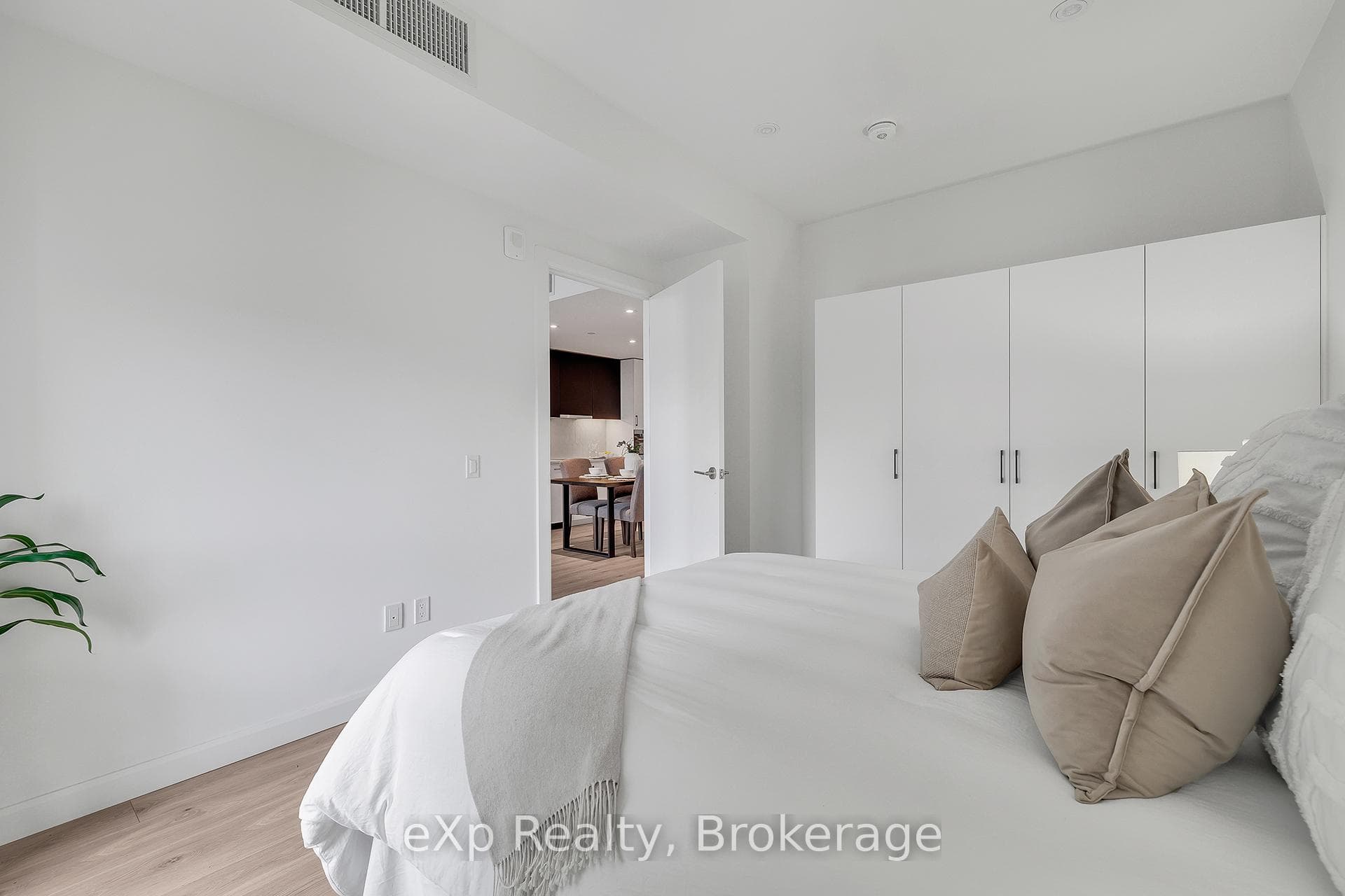 741 King Street Unit 306 photo 11