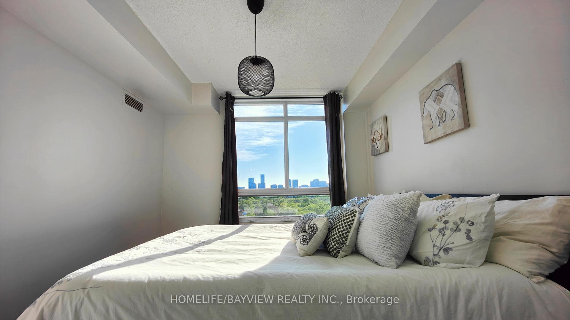 18 Kenaston Gardens Unit 1010 photo 12