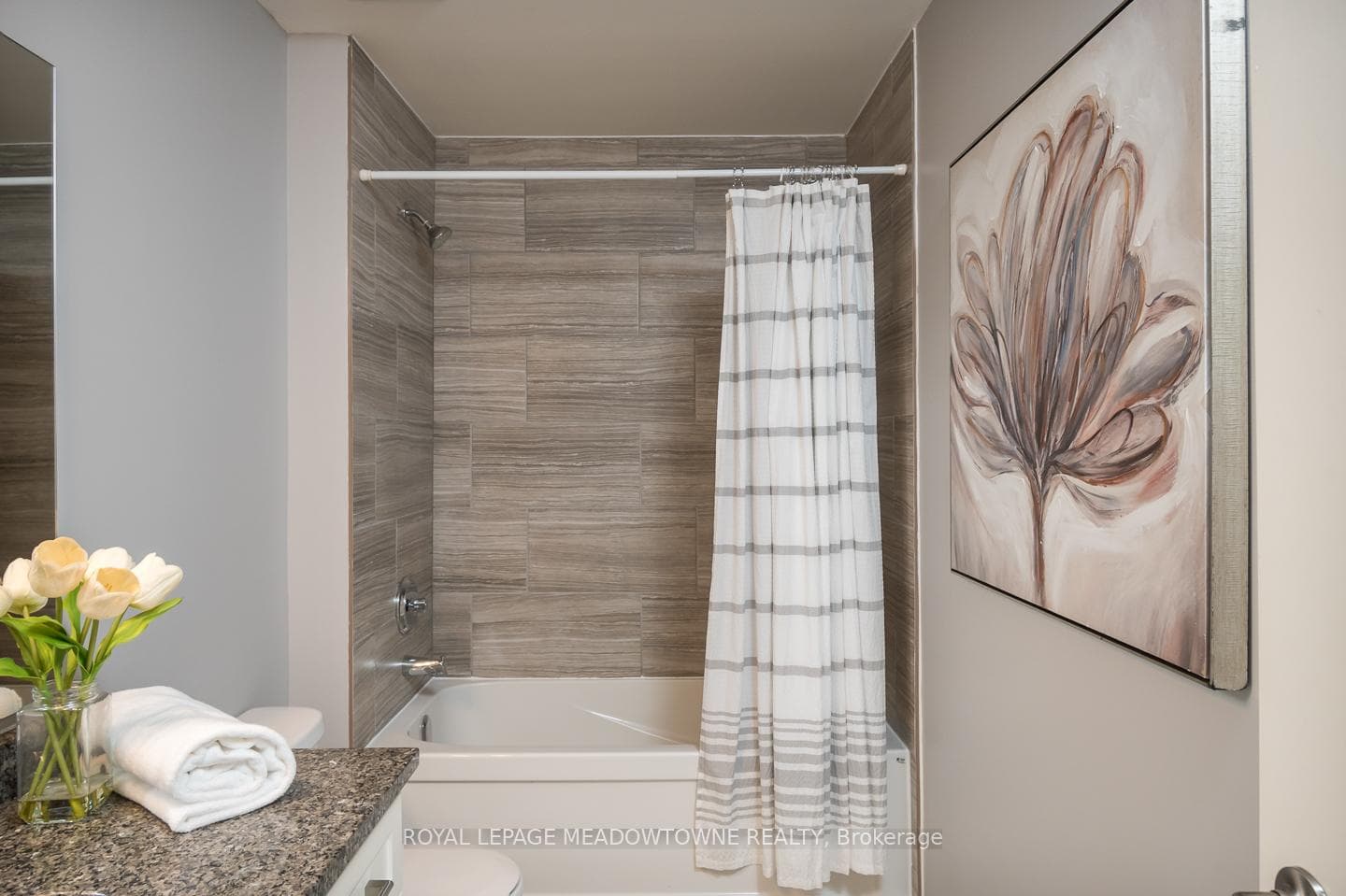 141 Law Drive photo 23