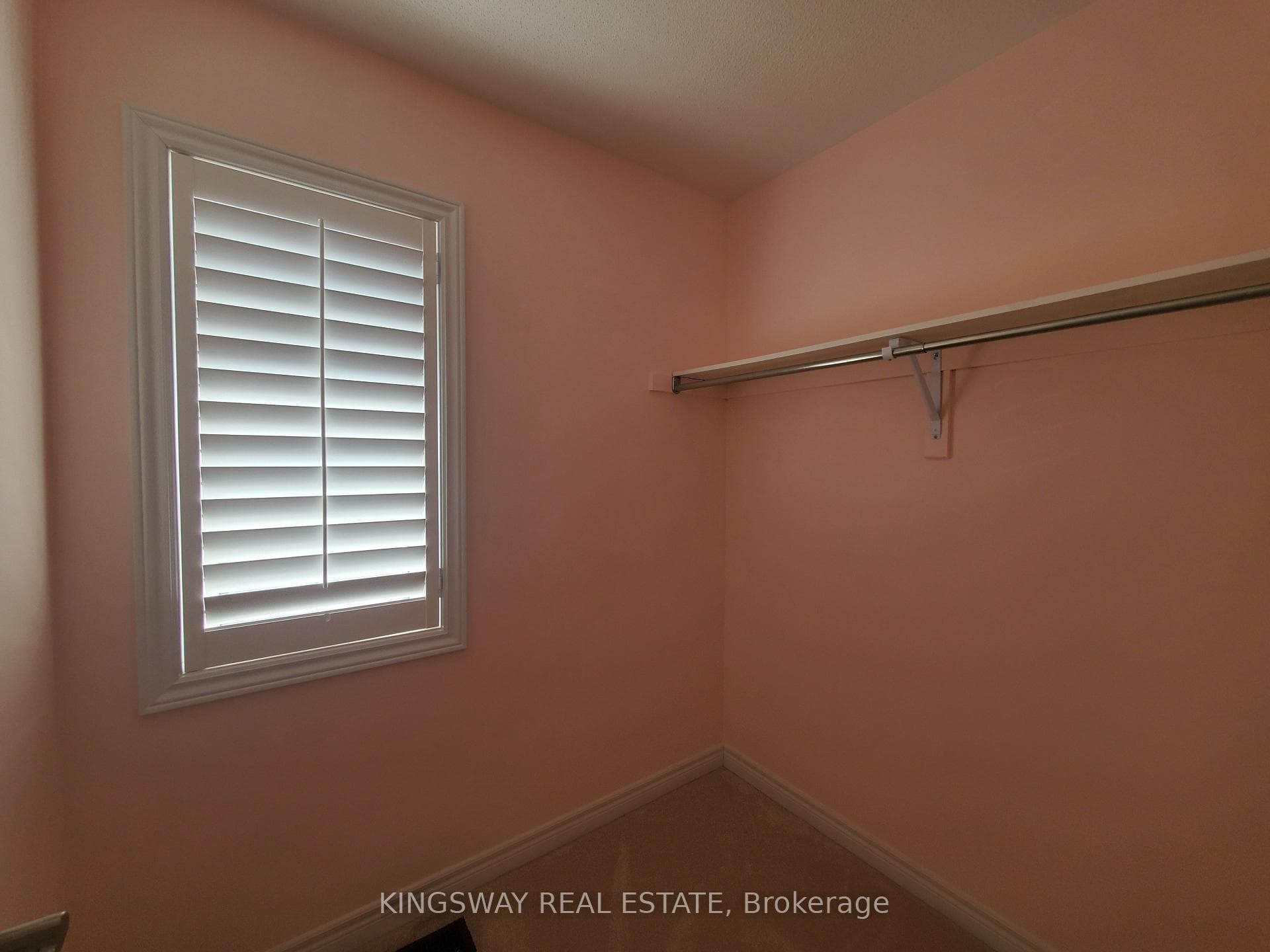1450 Laurier Avenue photo 18