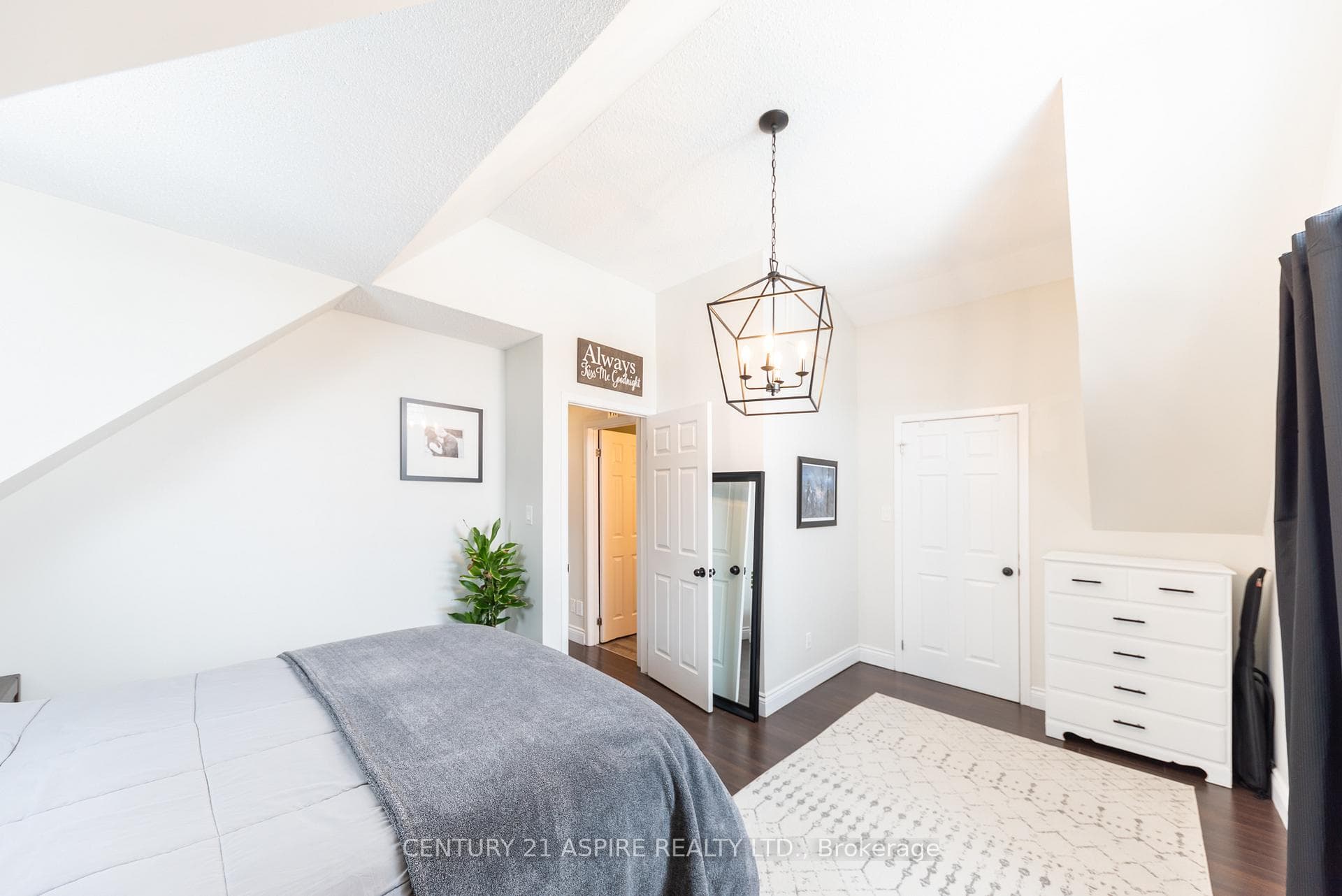 25 Doran Street photo 30