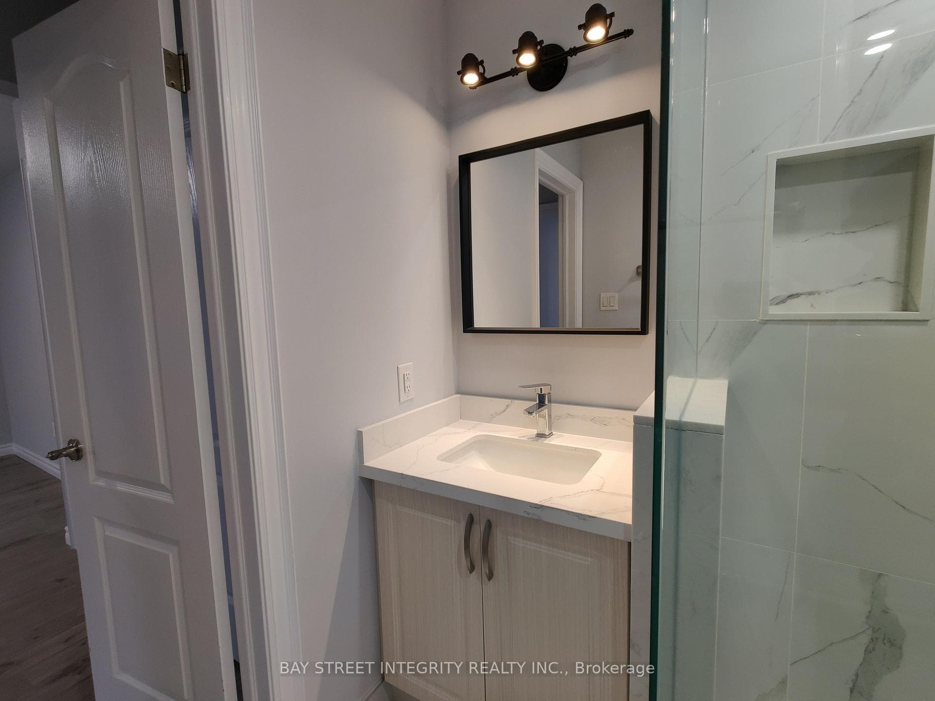 857 Blairholm Avenue Unit 1F&lowe photo 4