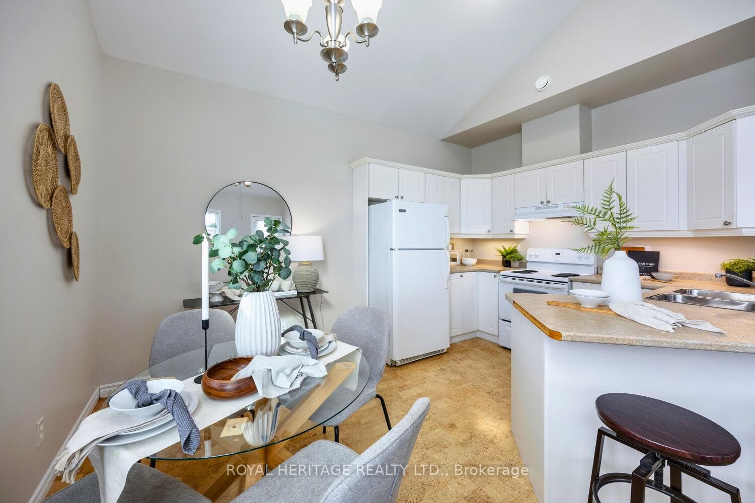 1055 Birchwood Trail Unit 1104 photo 17