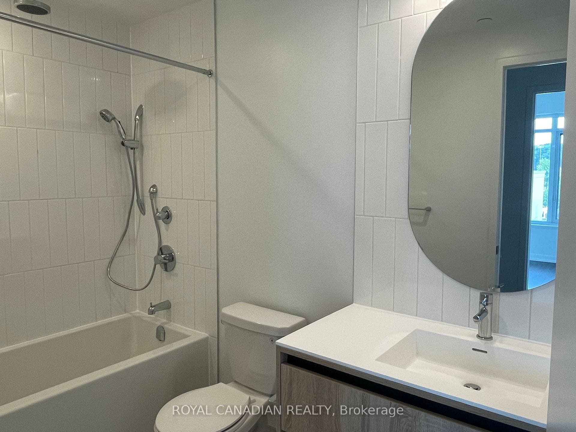 8 Beverley Glen Boulevard Unit C0218 photo 8