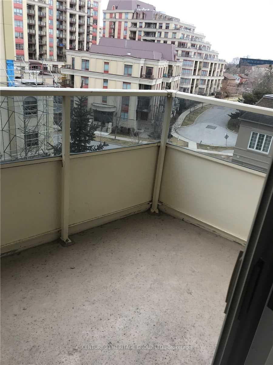 8 Rean Drive Unit 404 photo 10
