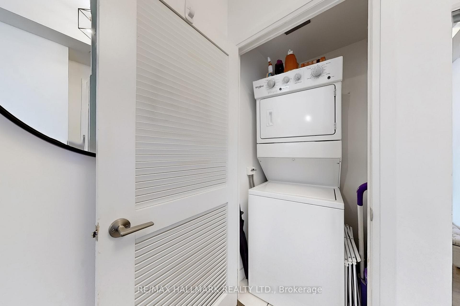 65 Oneida Crescent Unit LPH01 photo 26