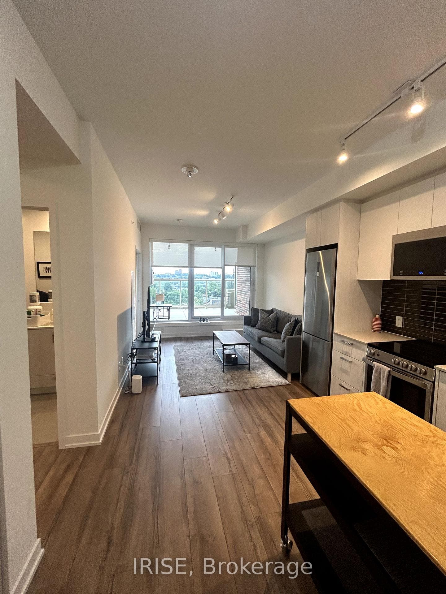 1787 St.Clair Avenue Unit 716 photo 9