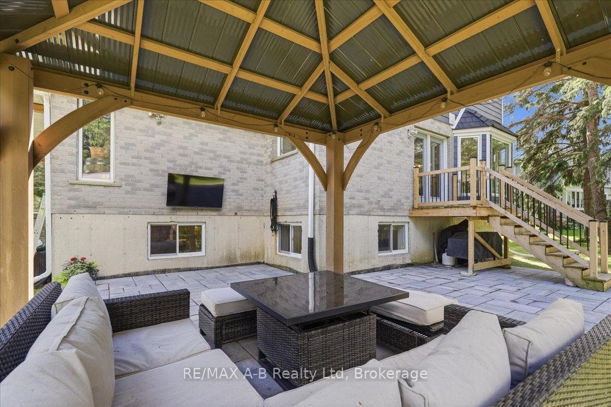 5148 103 (Wilmot Easthope) Road photo 44