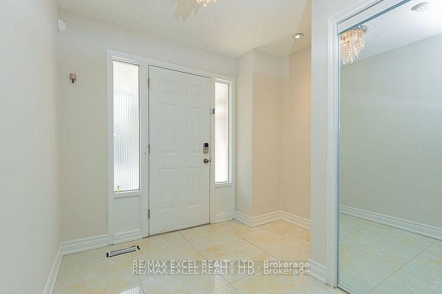 653 Village Parkway Unit 45 photo 2