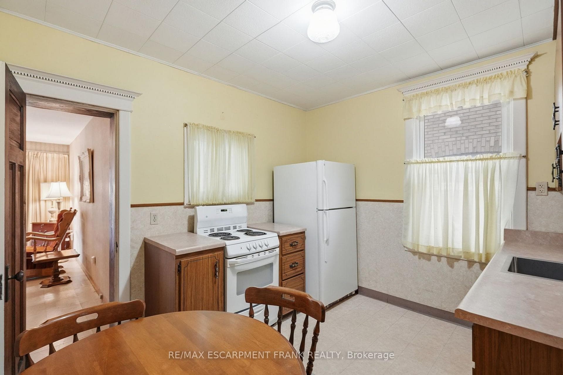 24 Cliff Avenue photo 24