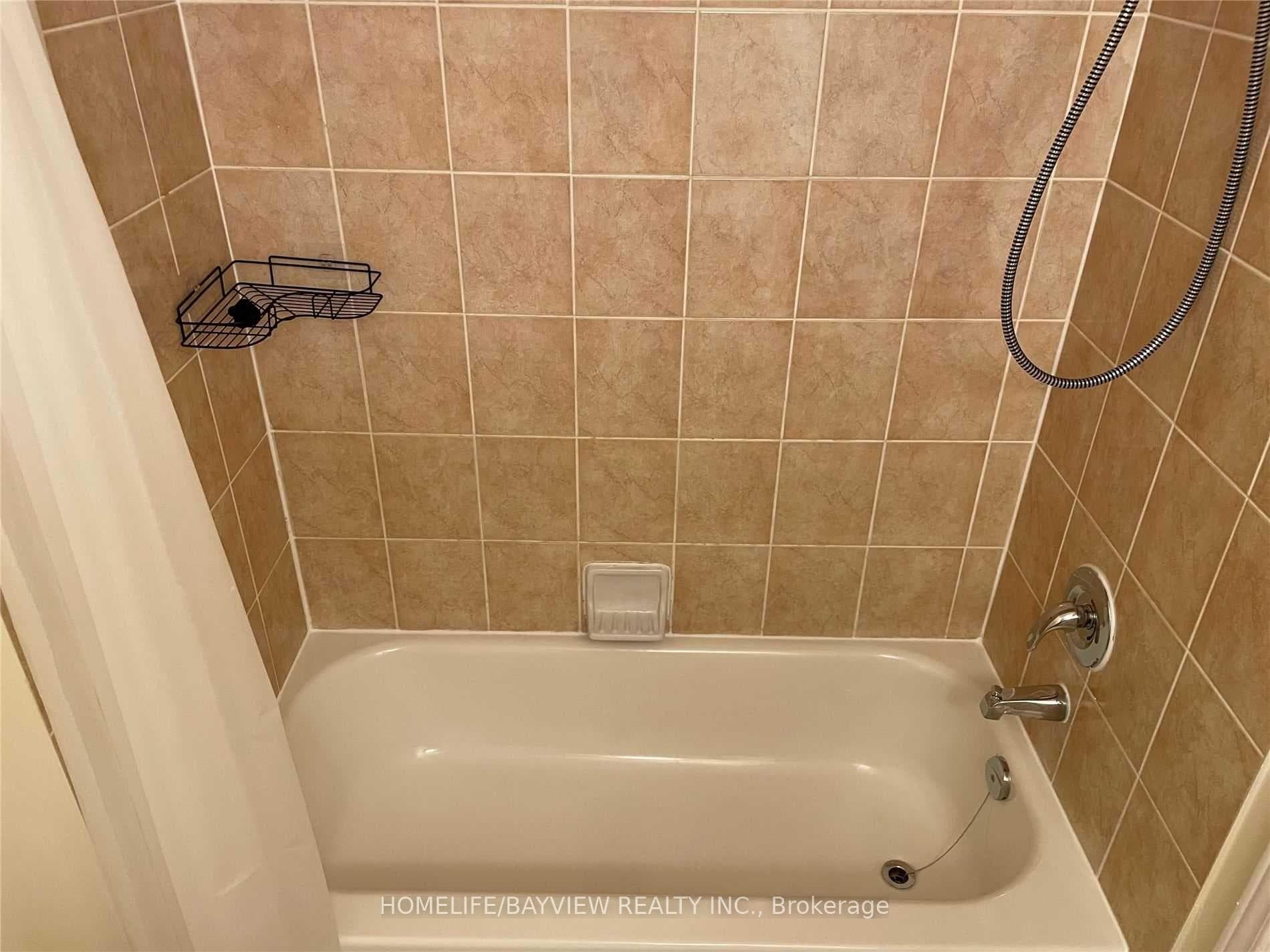 140 King William Crescent photo 20