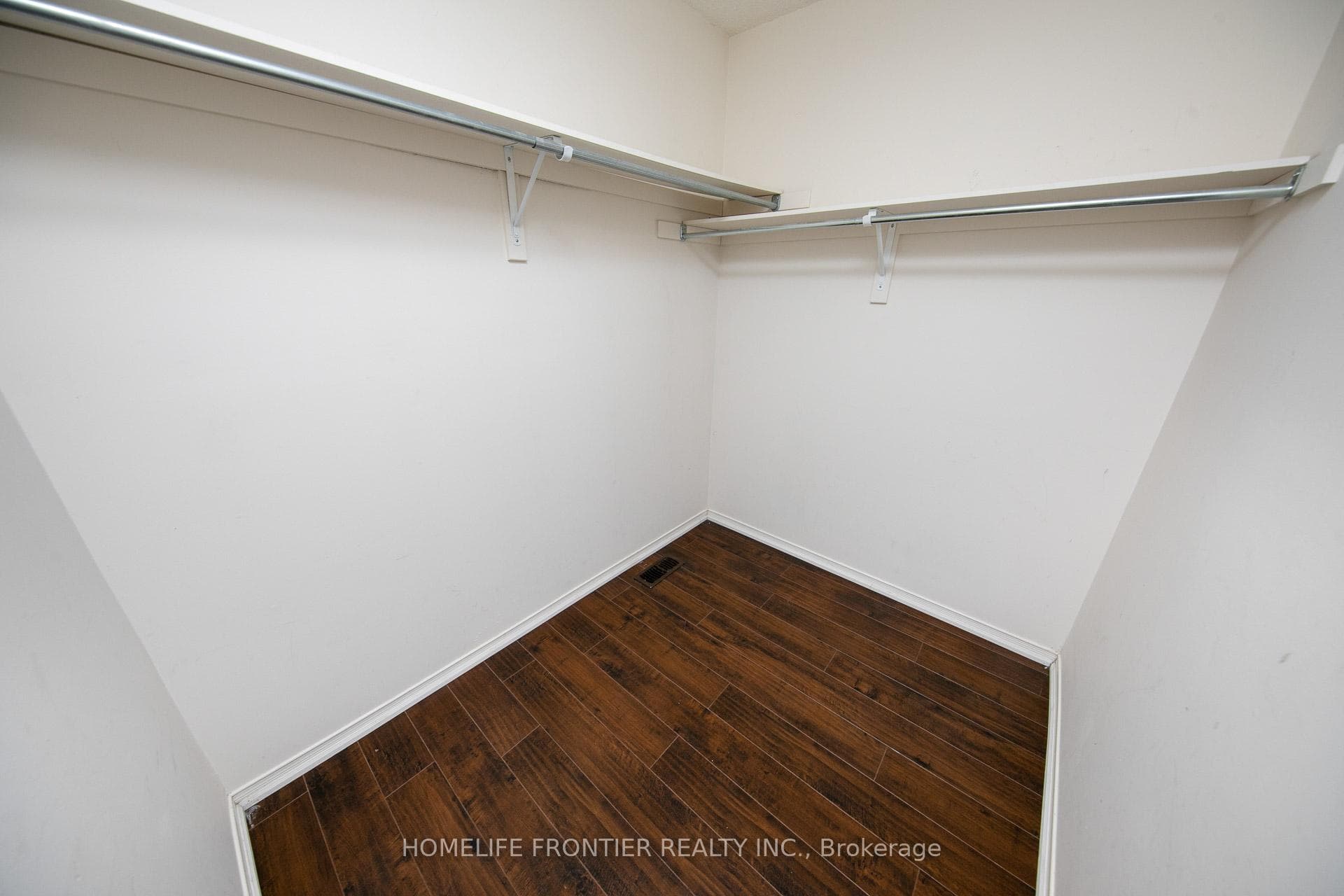 119 Norland Circle photo 14