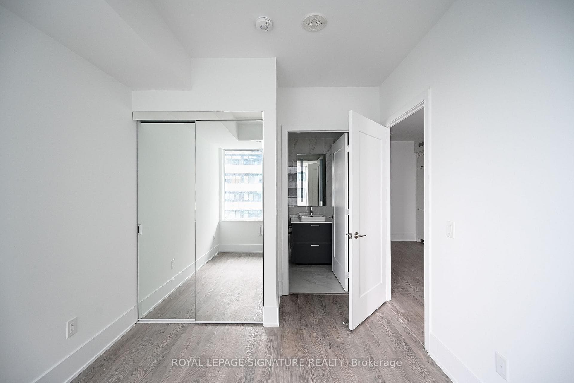 470 Front Street Unit 1604 photo 14