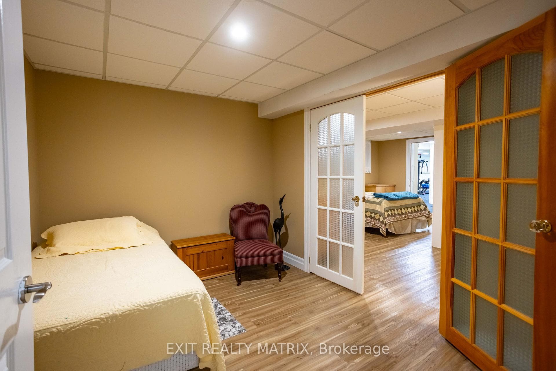 2392 8th Line Road photo 25