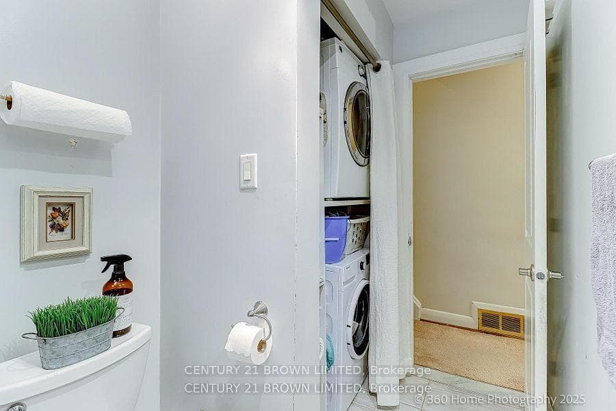 6 Hardisty Drive photo 10