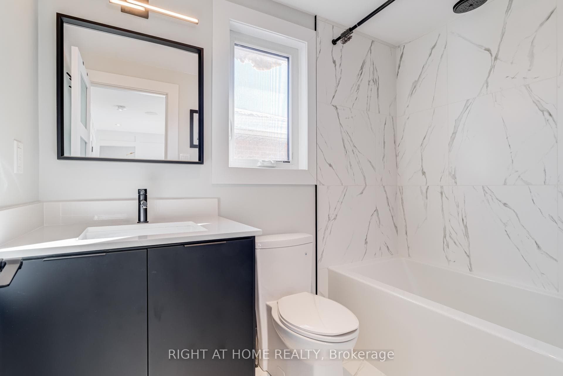 4212 Credit Pointe Drive photo 20