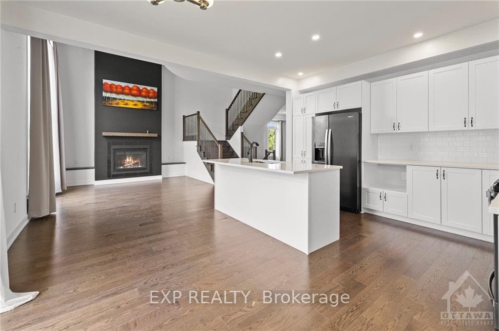 301 CHAMOMILE Way photo 12