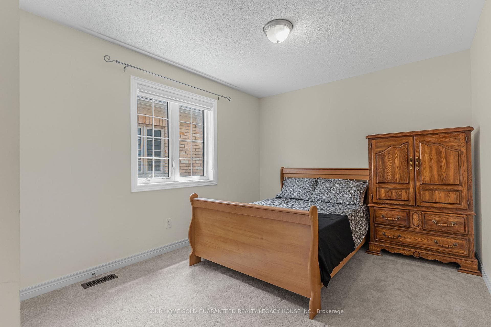 87 Homestead Way photo 17