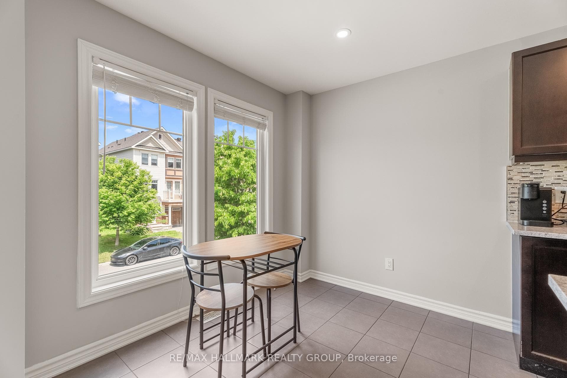 404 Rosingdale Street photo 17