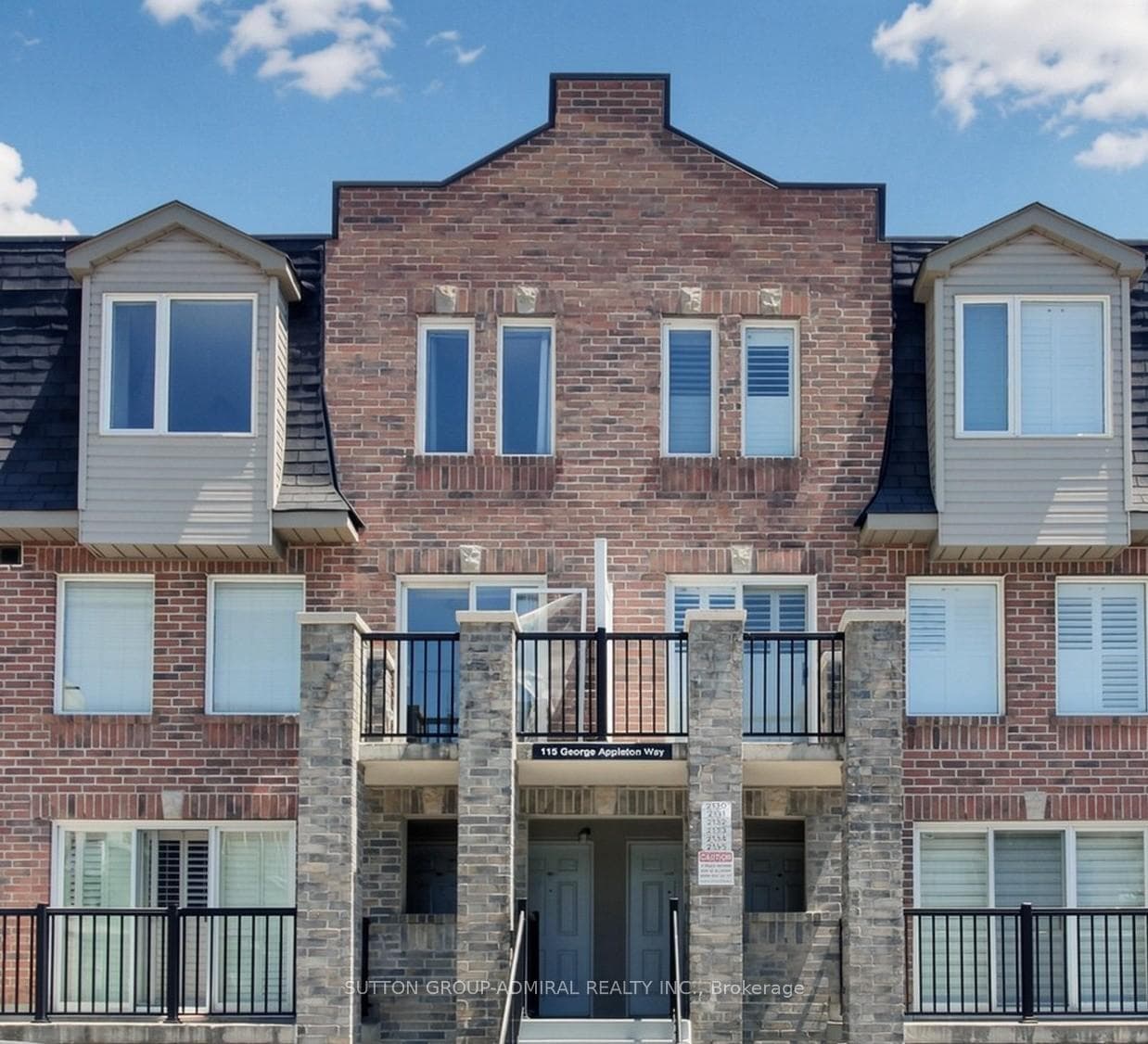 115 George Appleton Way Unit 2131 photo 1