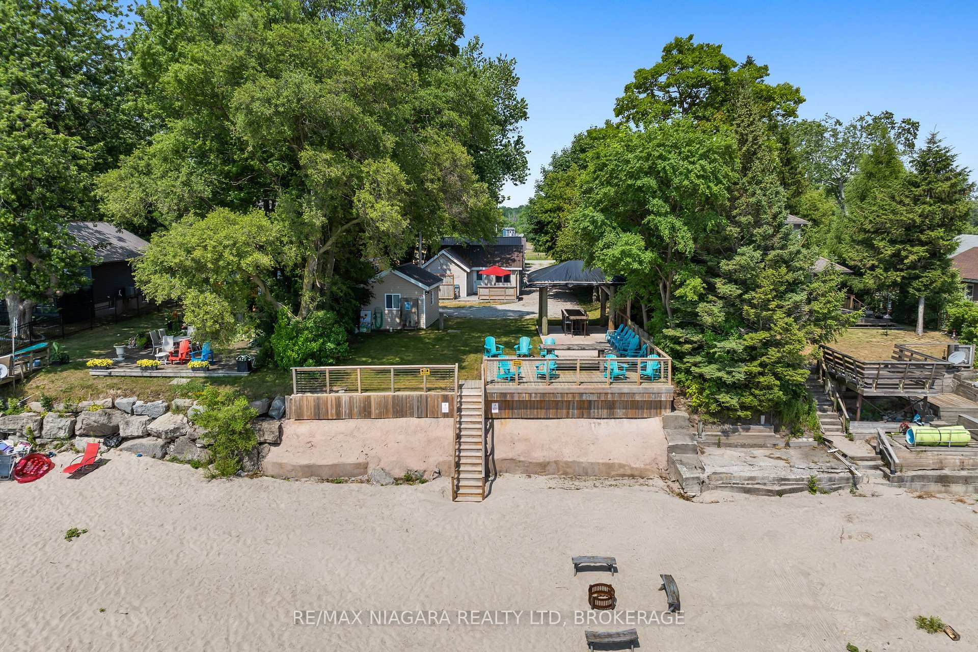 12343 Lakeshore Road photo 1