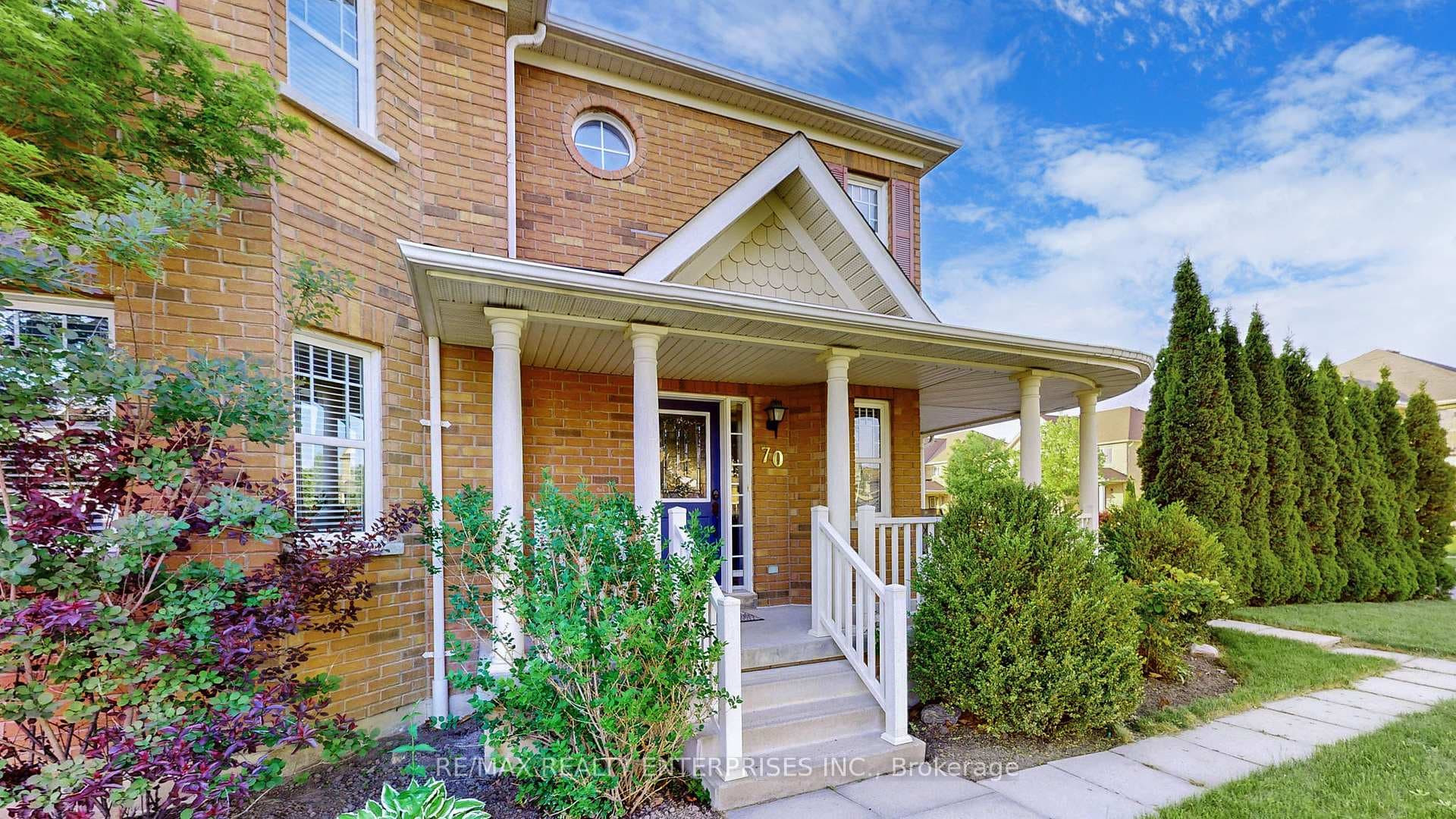 70 Brownridge Place photo 2