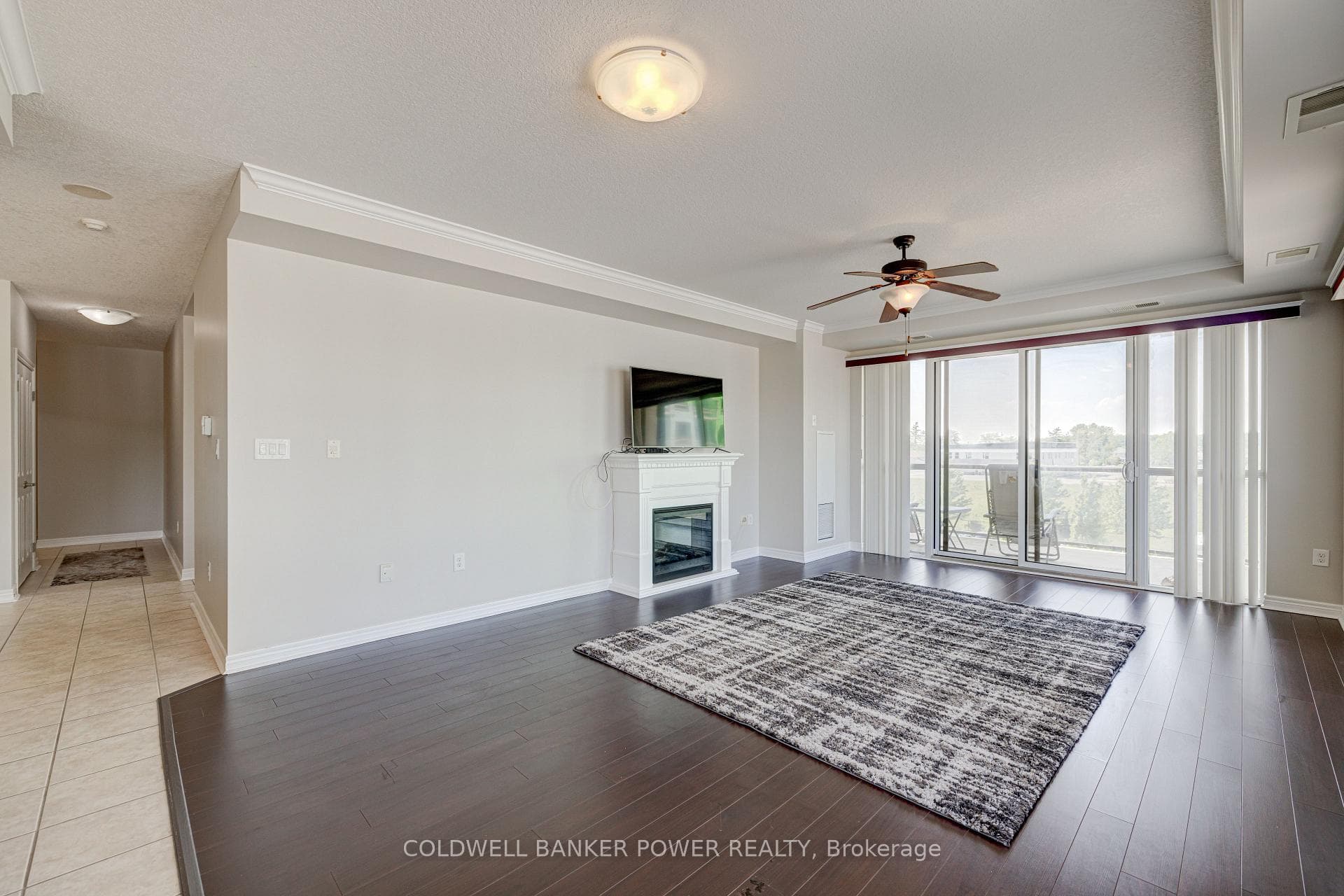 1030 Coronation Drive Unit 410 photo 4