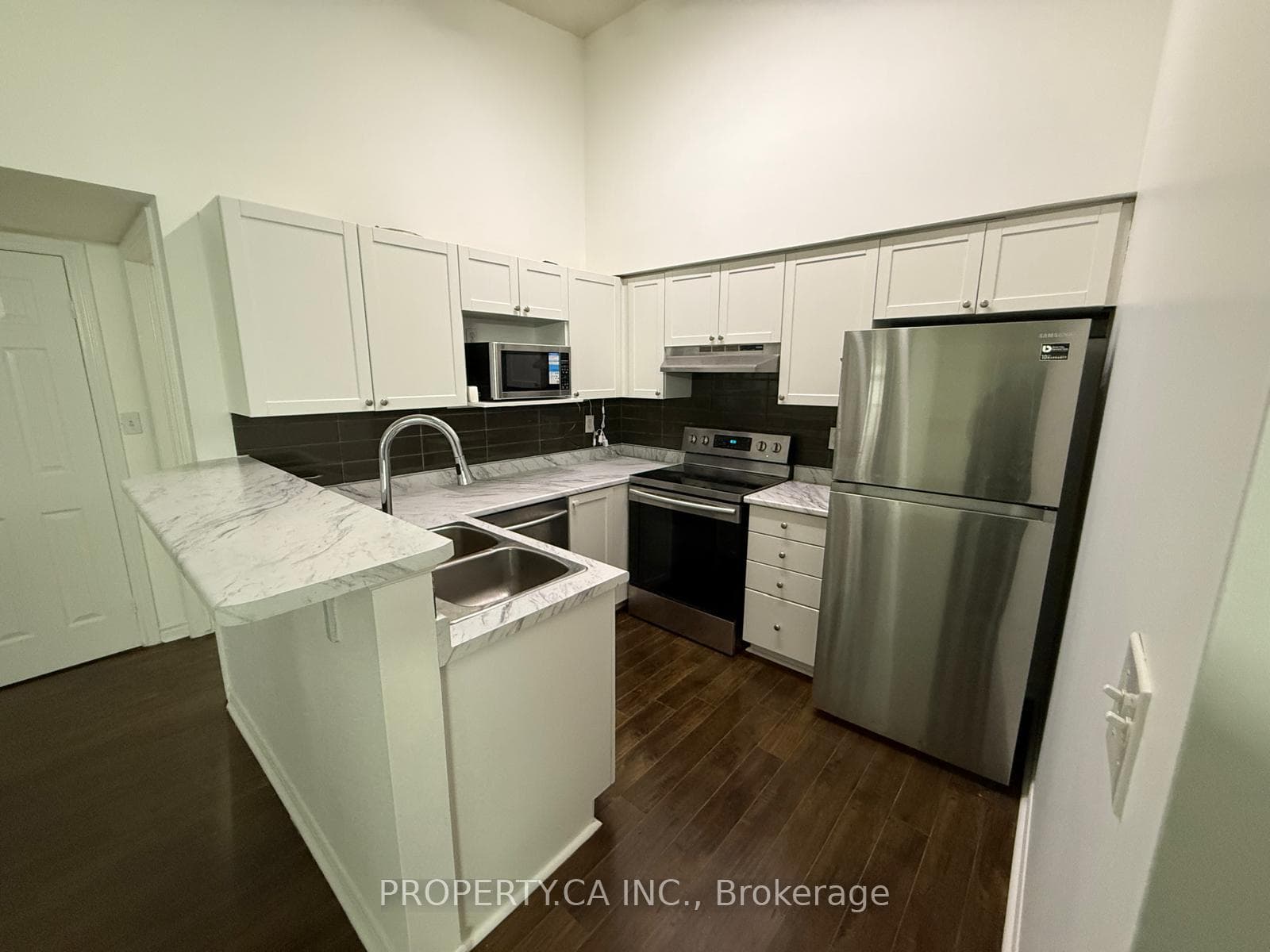 1460 Bishops Gate Unit 406 photo 6