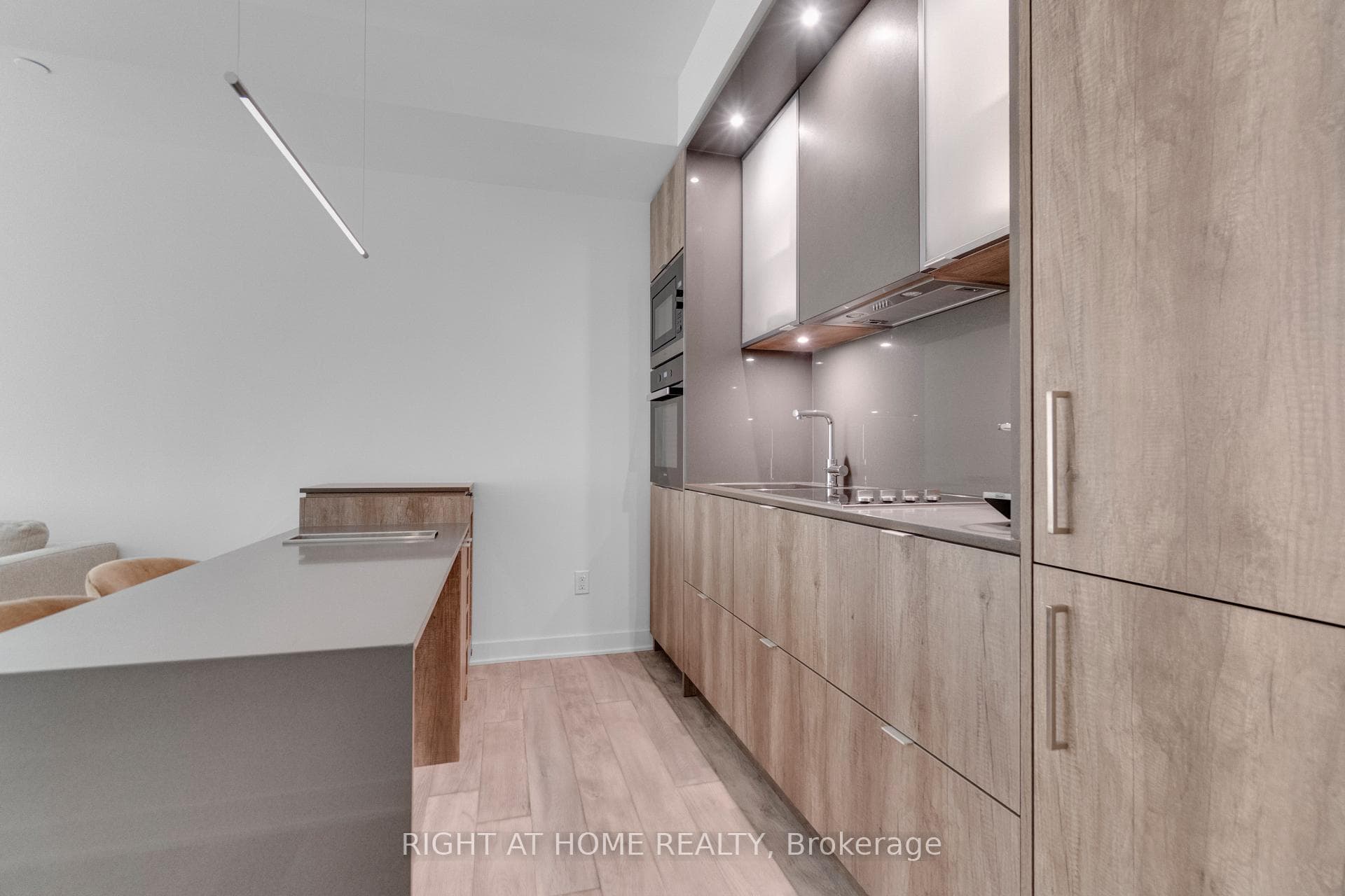 11 Yorkville Avenue Unit 2113 photo 16