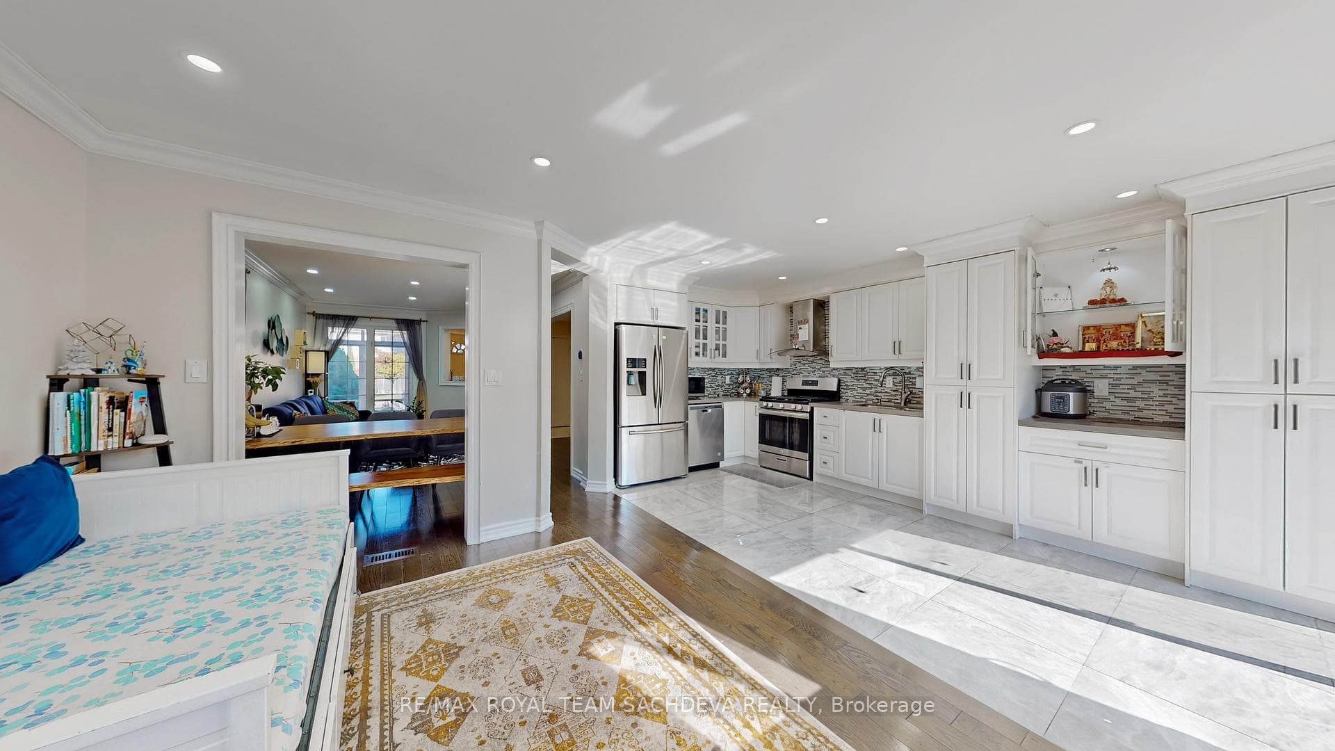 51 Monk Crescent photo 12