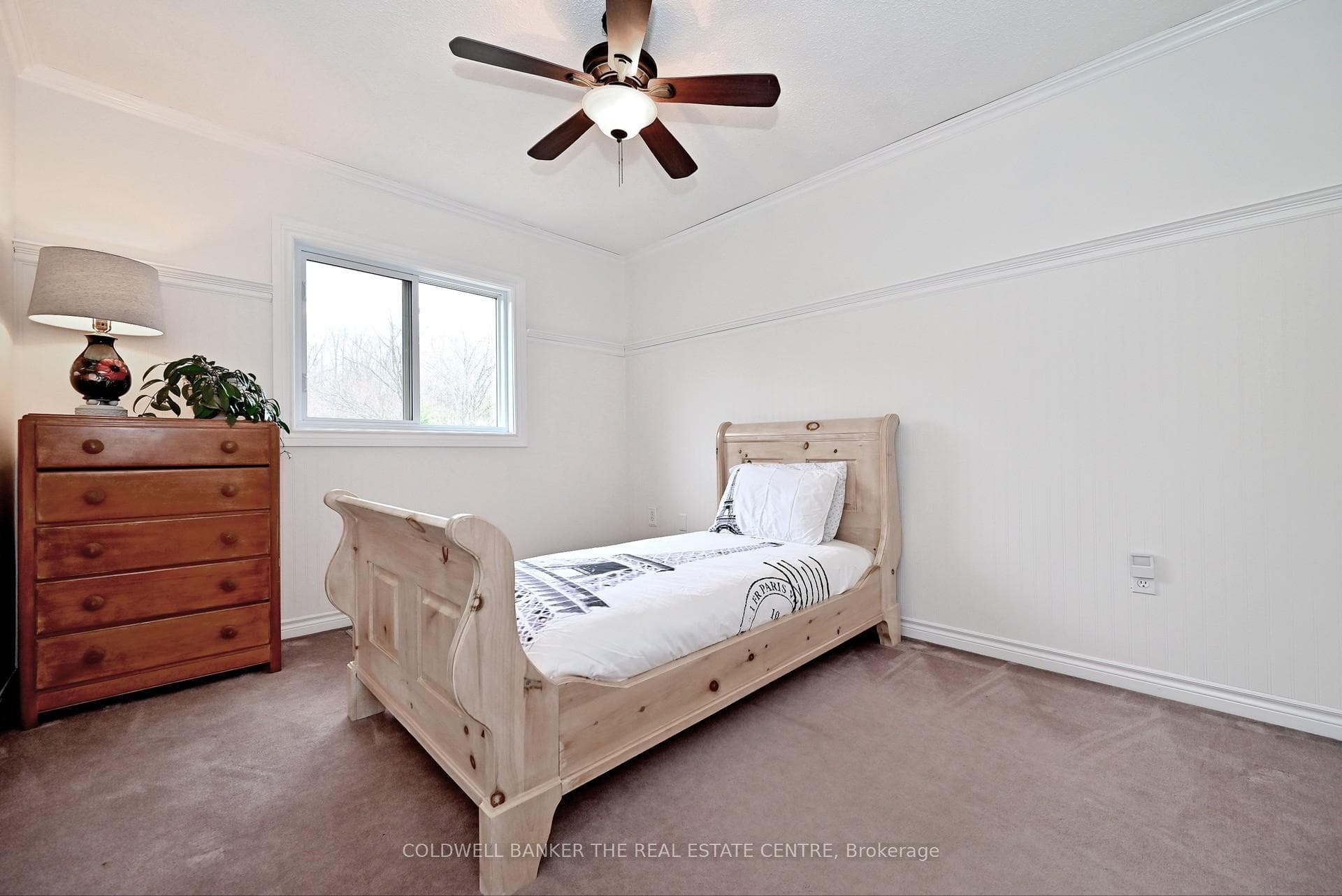 102 Deerglen Terrace photo 33