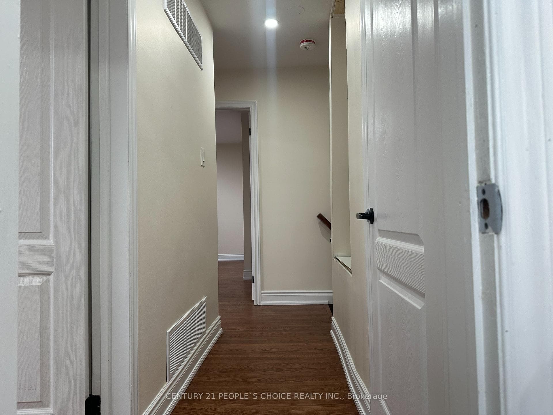 7490 Middleshire Drive photo 38