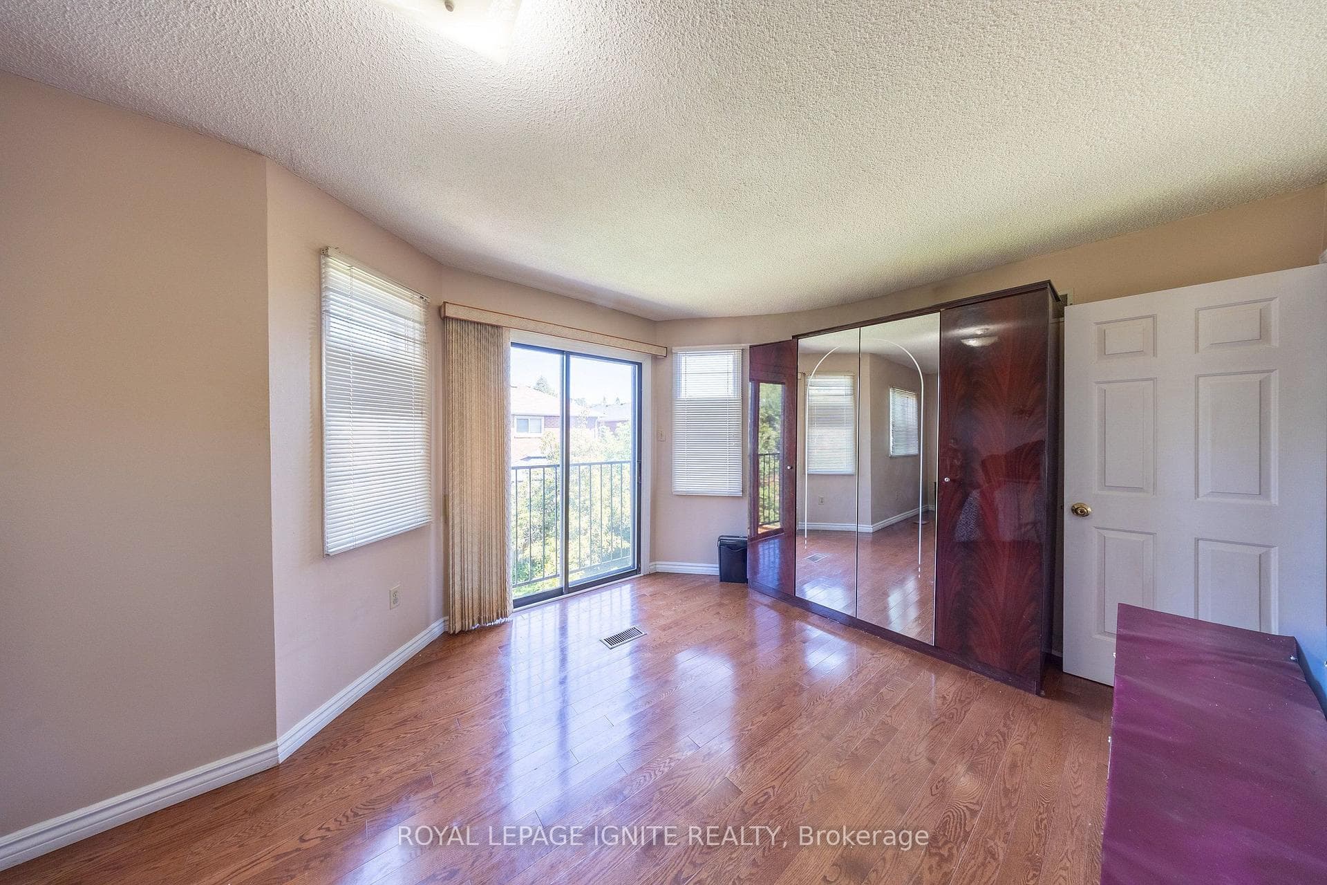 3694 Ellesmere Road photo 28