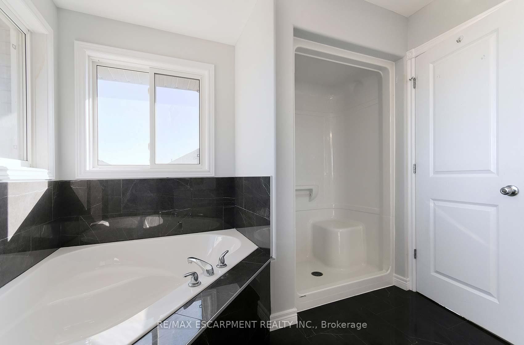 901 Bamford Terrace photo 18