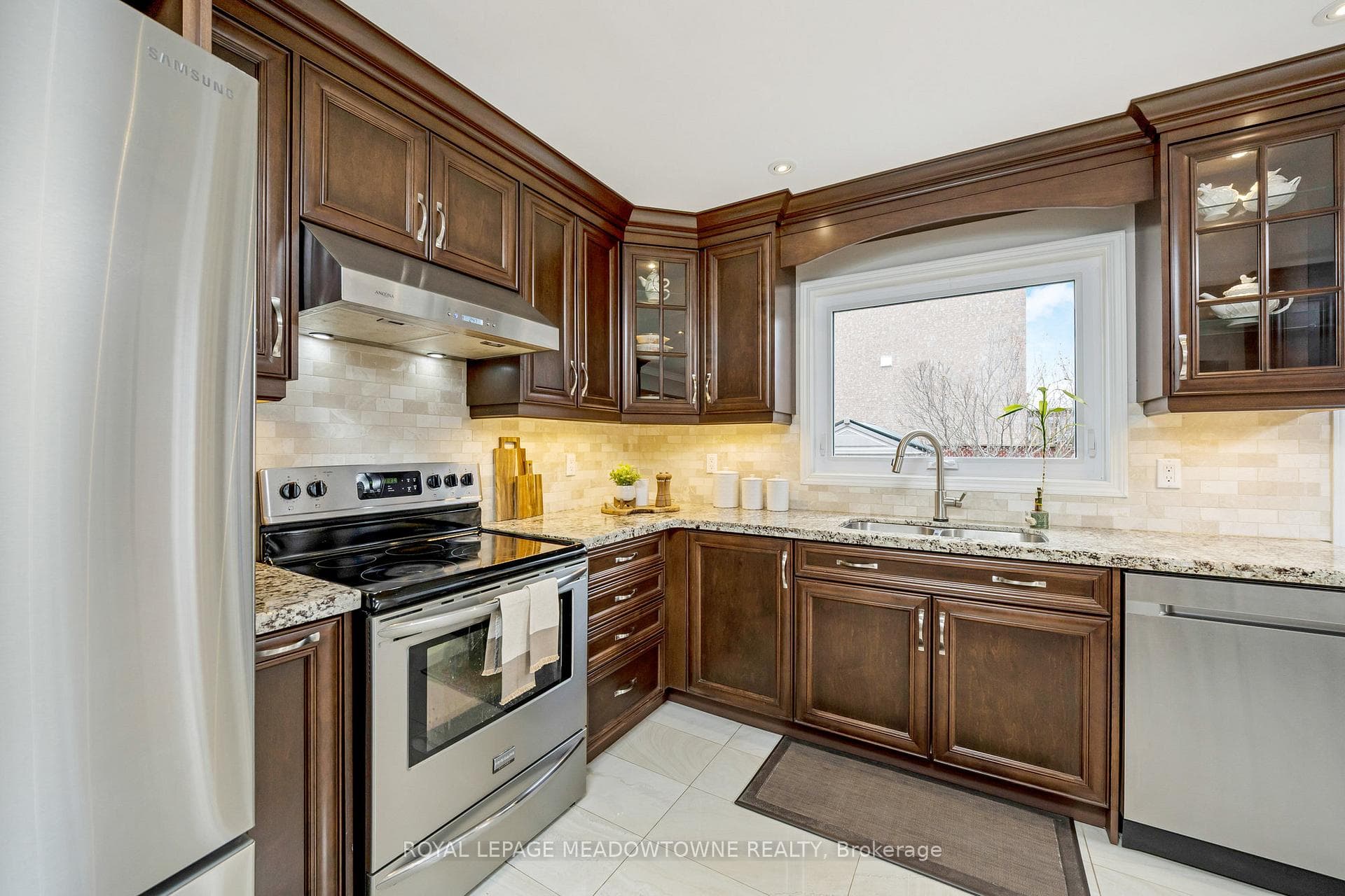 3878 Deepwood Heights photo 19