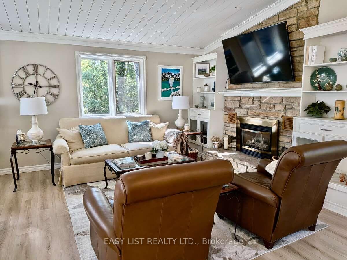 10161 Andrea Street photo 6