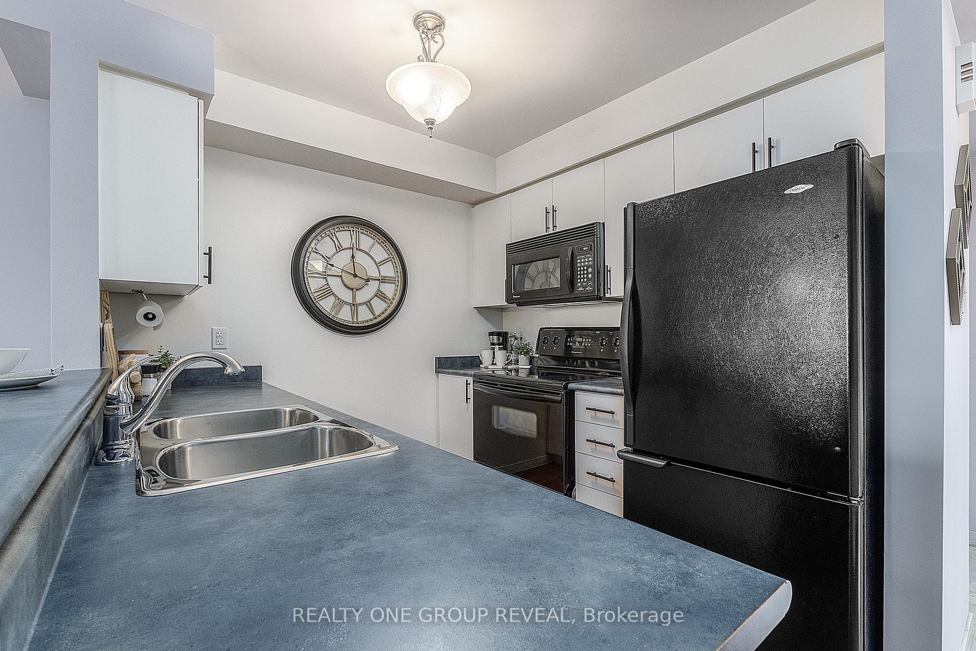 31 Petra Way Unit 2 photo 8
