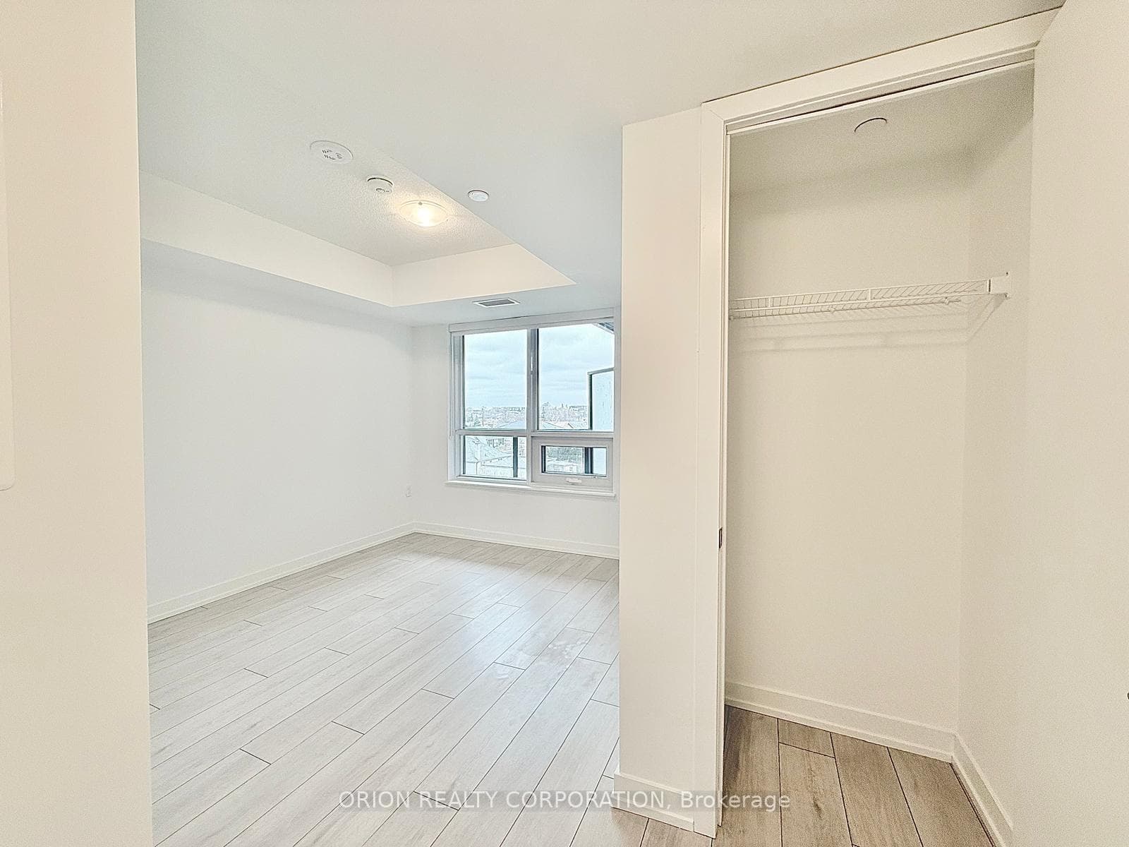 556 Marlee Avenue Unit 429 photo 12