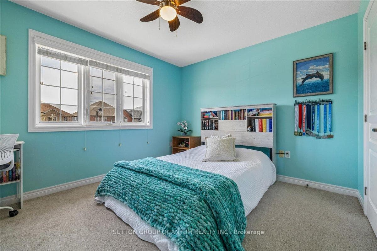 92 Garinger Crescent photo 23