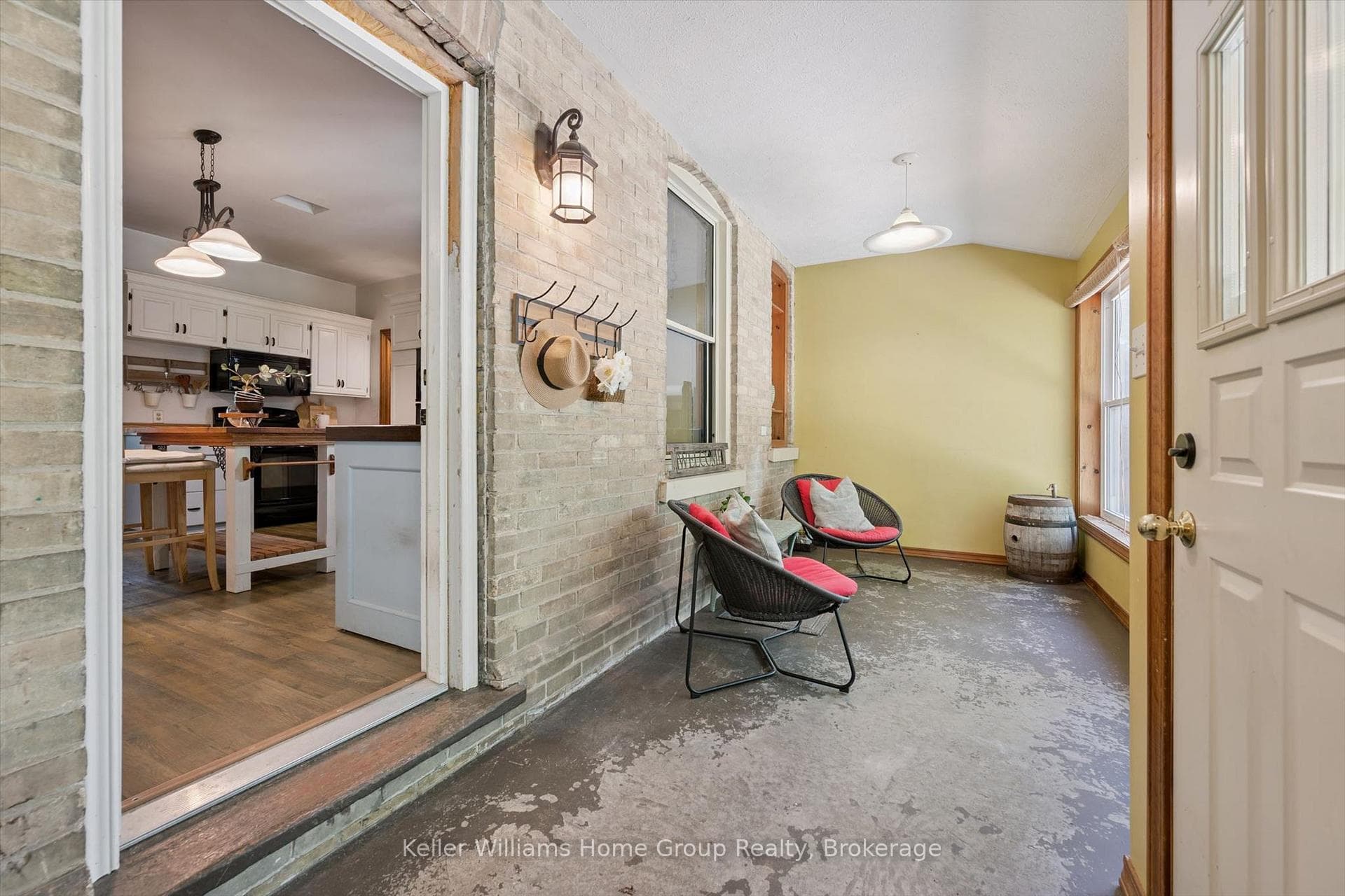 9540 Ayton Road photo 34